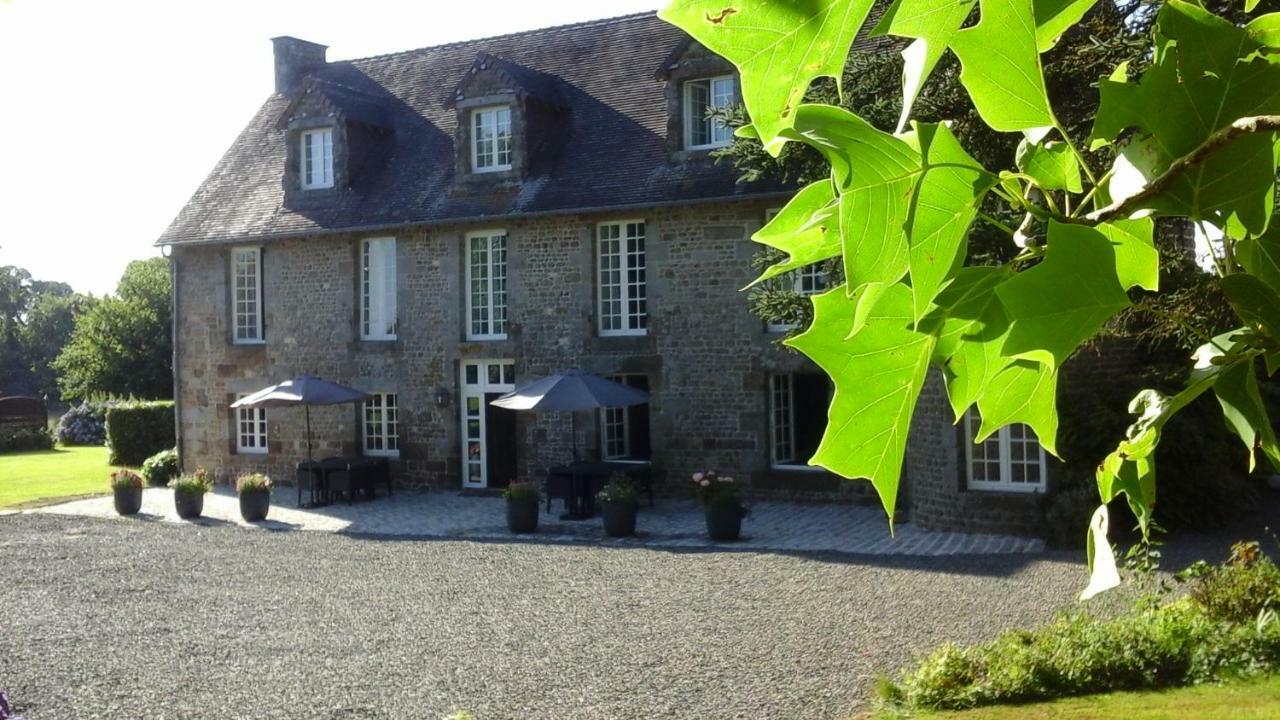 Manoir De La Porte Hotel Sainte-Pience Eksteriør billede