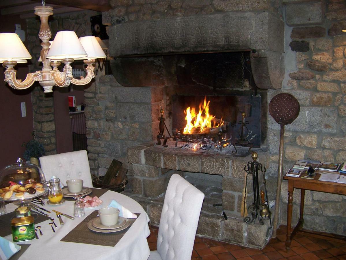 Manoir De La Porte Hotel Sainte-Pience Eksteriør billede