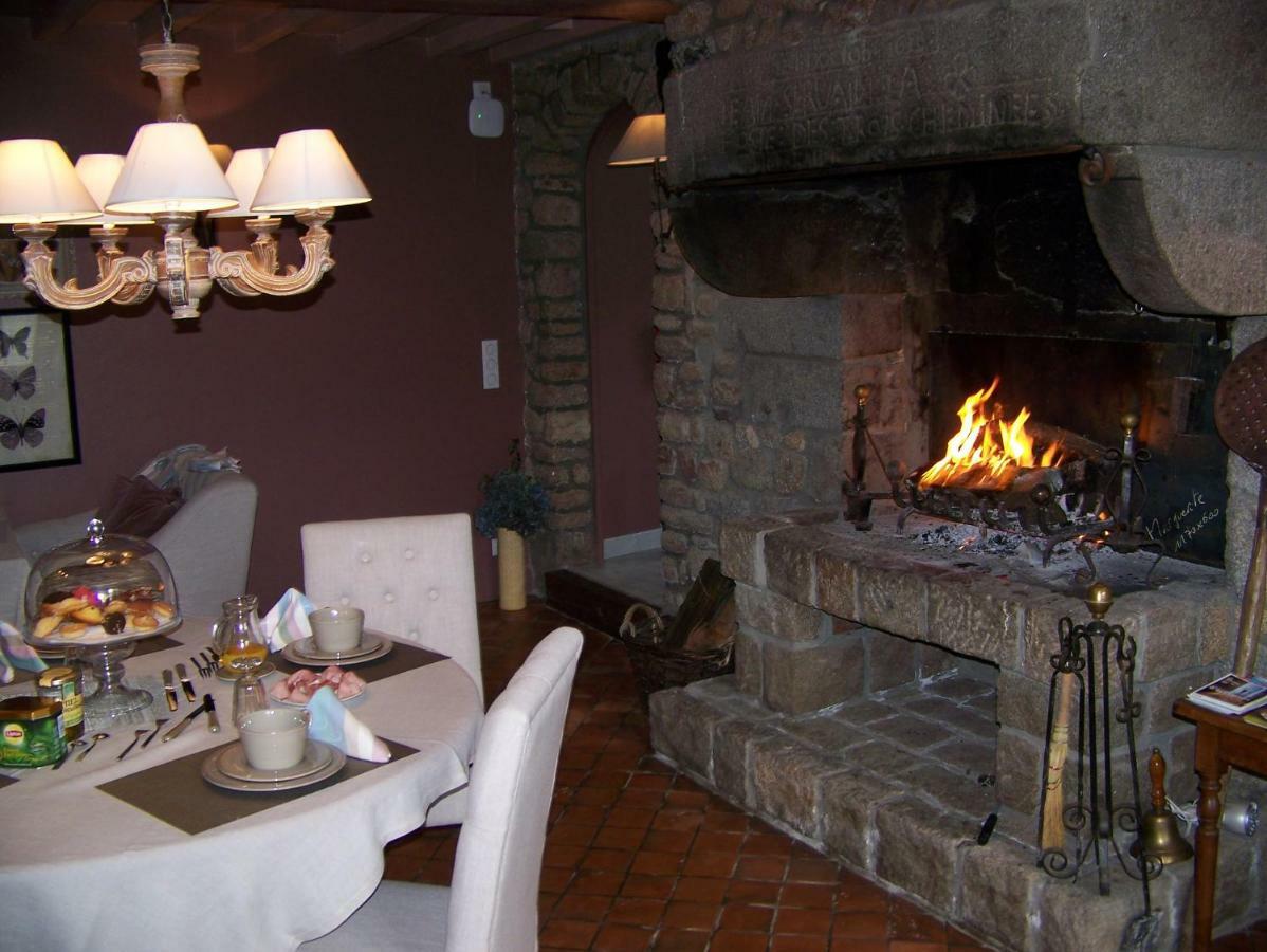 Manoir De La Porte Hotel Sainte-Pience Eksteriør billede